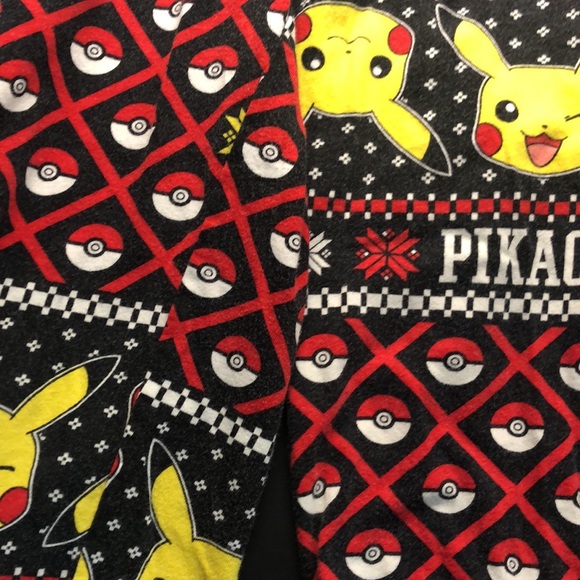 Vintage pikachu women’s pajamas - Picture 1 of 11